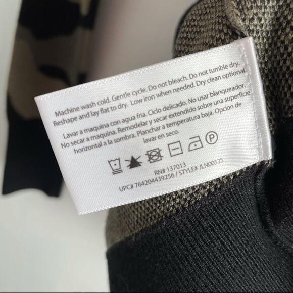 Isaac Mizrahi camouflage long sleeve sweater - Picture 8 of 10